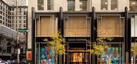 louis vuitton chicago michigan avenue.